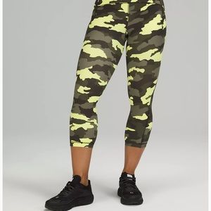 NWT Lululemon Swift Speed HR Crop 21”